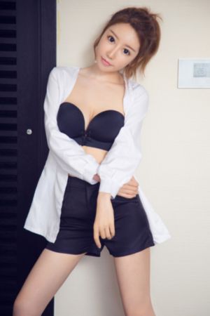 日本巜公交车上的激情_剧情片免费在线观看