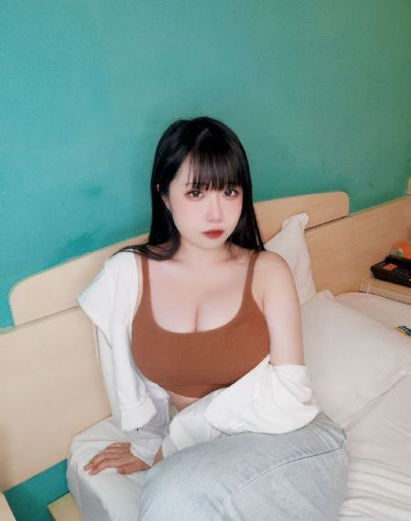 激情乱人伦_720HD在线观看