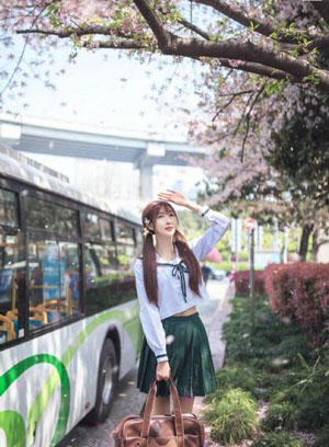 小旅馆偷录啪啪叫床声_4K在线手机播放