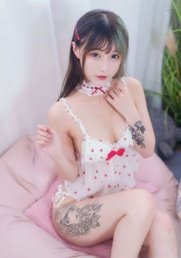 日产精品高潮呻吟av久久_超清电影完整版