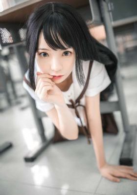 制服av丝袜第7页_720免费在线观看
