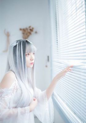 浴室里强摁做开腿呻吟的漫画免费_超清日韩免费观看