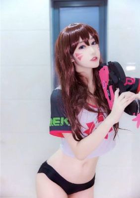 风情艳主s调教在线播放_中英字幕1080